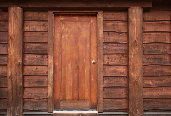 Log Cabin Siding Installation in Vacaville