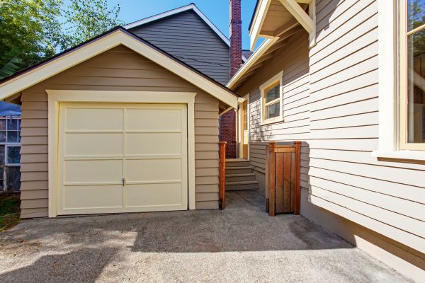 Garage Siding Replacement in Vacaville