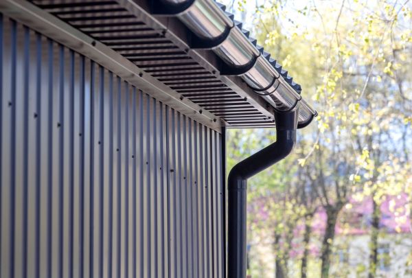 Sheet Metal Siding Repair in Vacaville